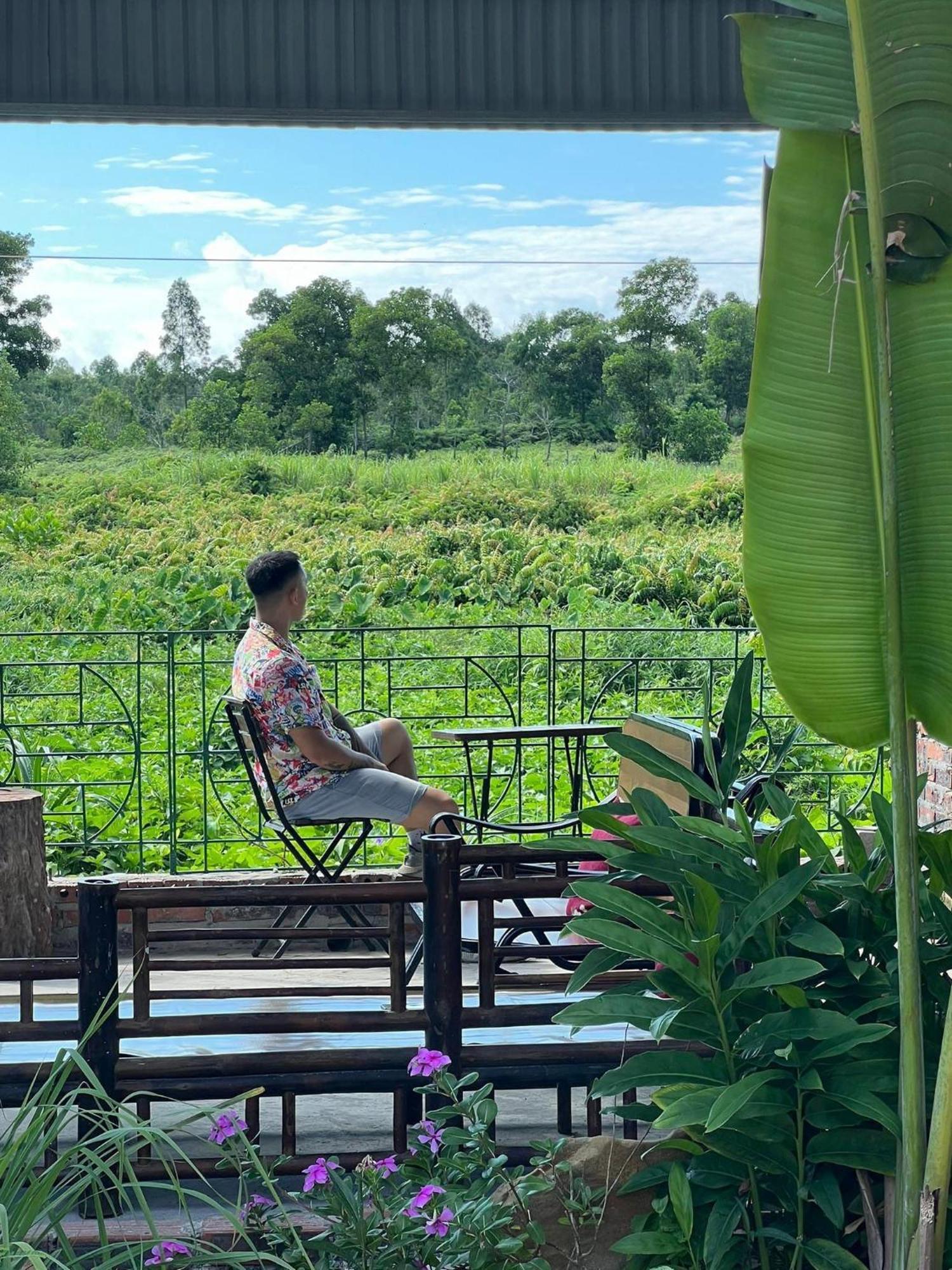 Mina Cafe & Stay Quan Lan Luaran gambar