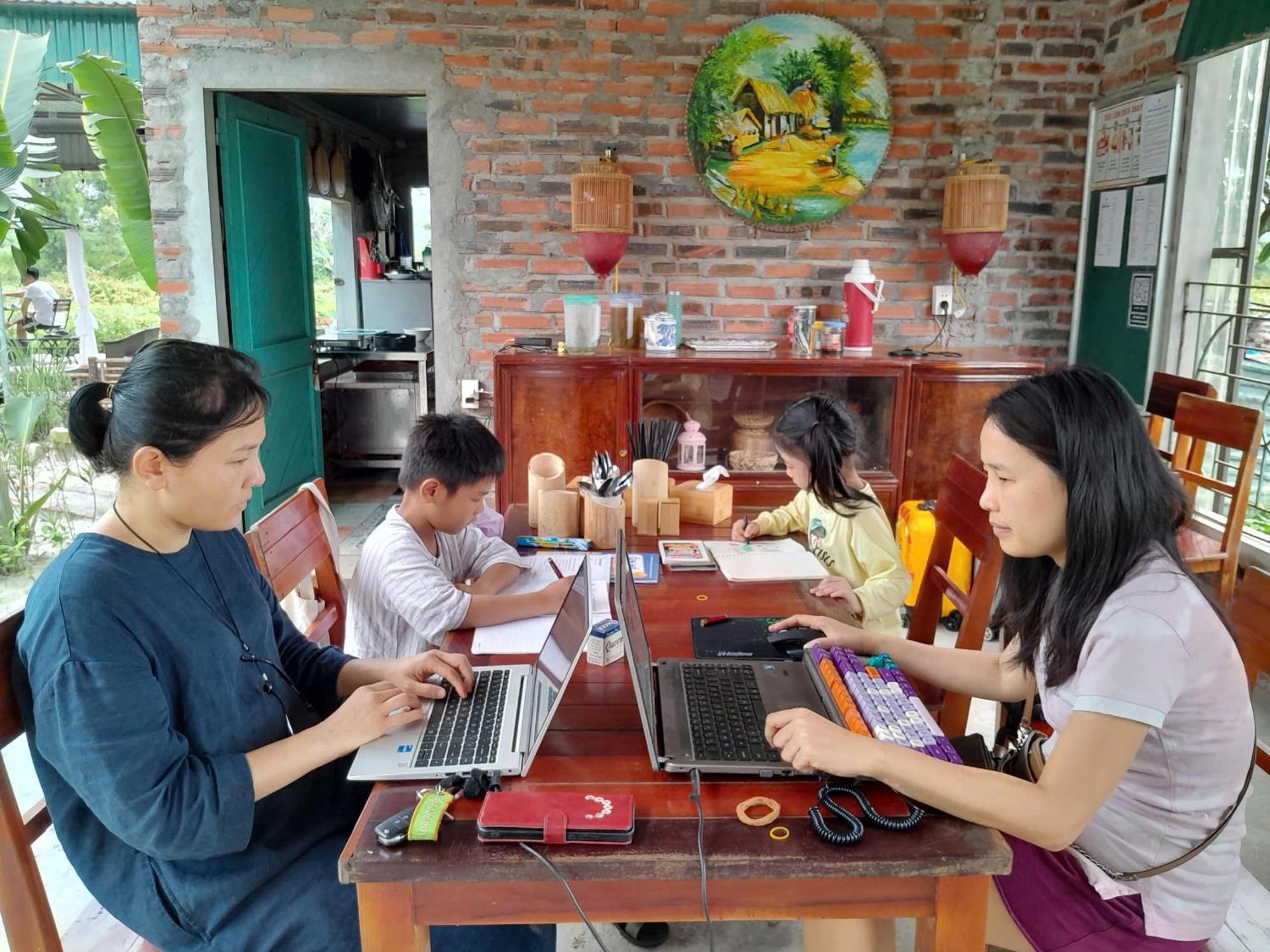 Mina Cafe & Stay Quan Lan Luaran gambar